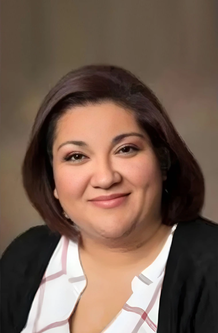 Miriam Perez headshot